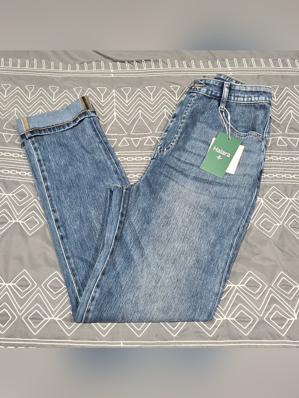 SOLD!!!! Halara Flex High Waisted Rolled Hem Slim Jeans Size Medium